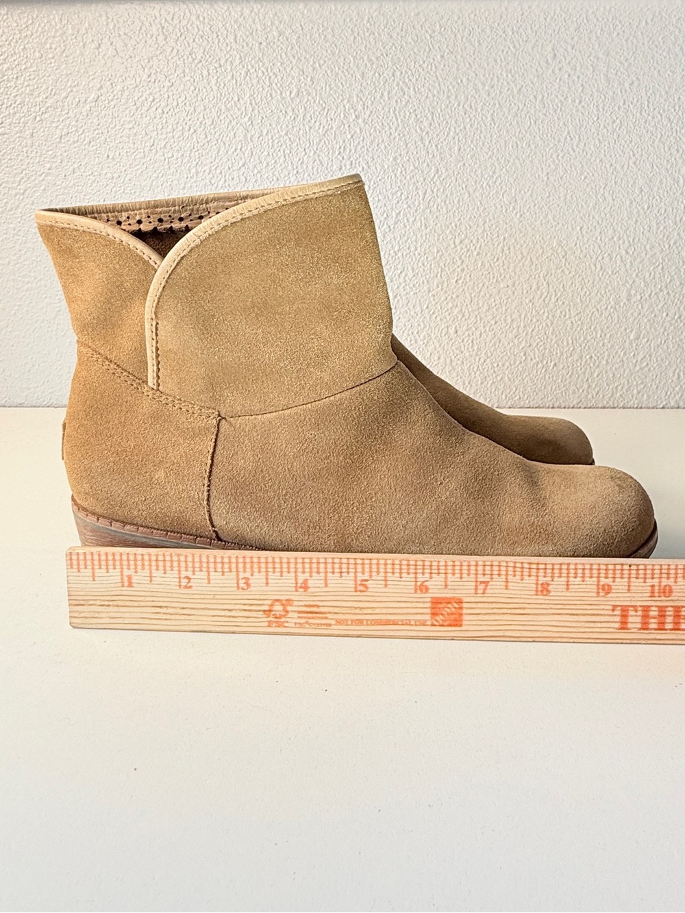 UGG Suede Ankle Boots Womens 11 Tan Block Heel Comfort Booties Winter Boots Cute - Picture 5 of 15